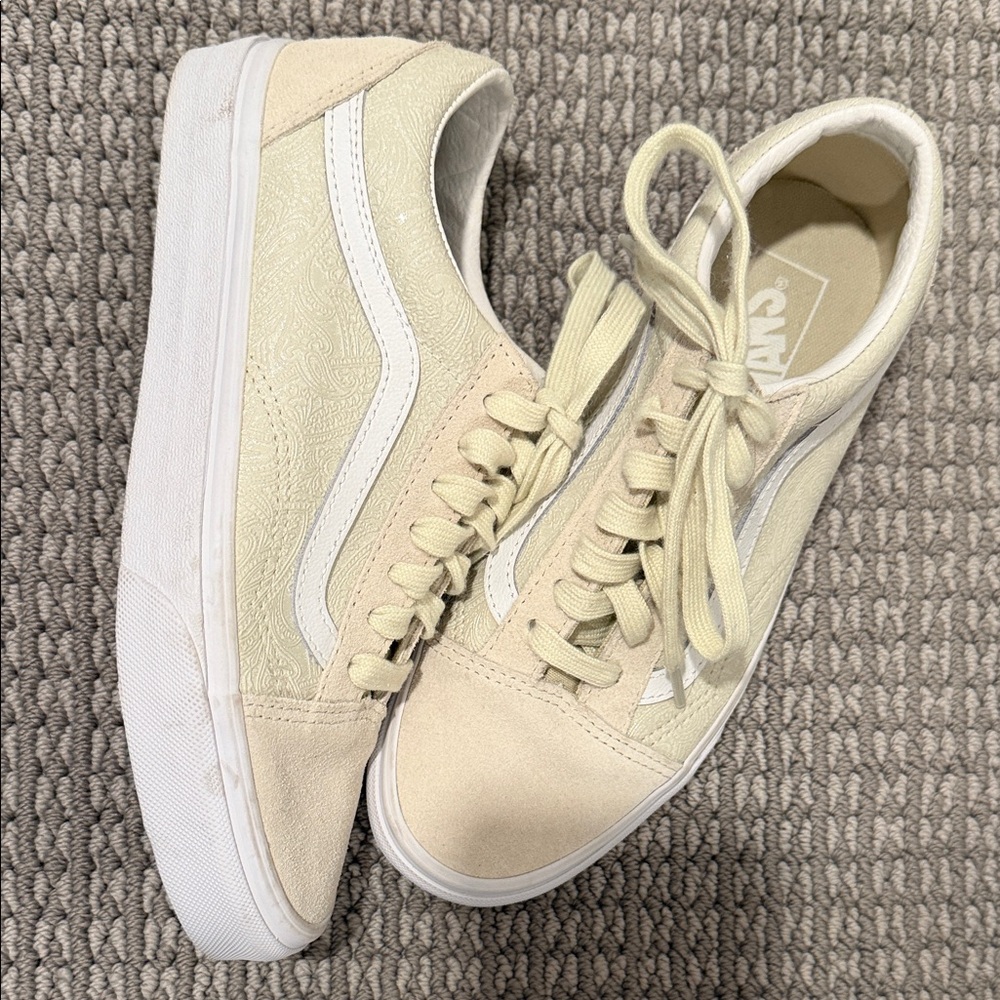 Vans Cream and White Casual Sneakers - Picture 2 of 6